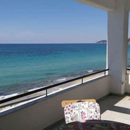 Seaside Beach House Siviri Bagian luar foto