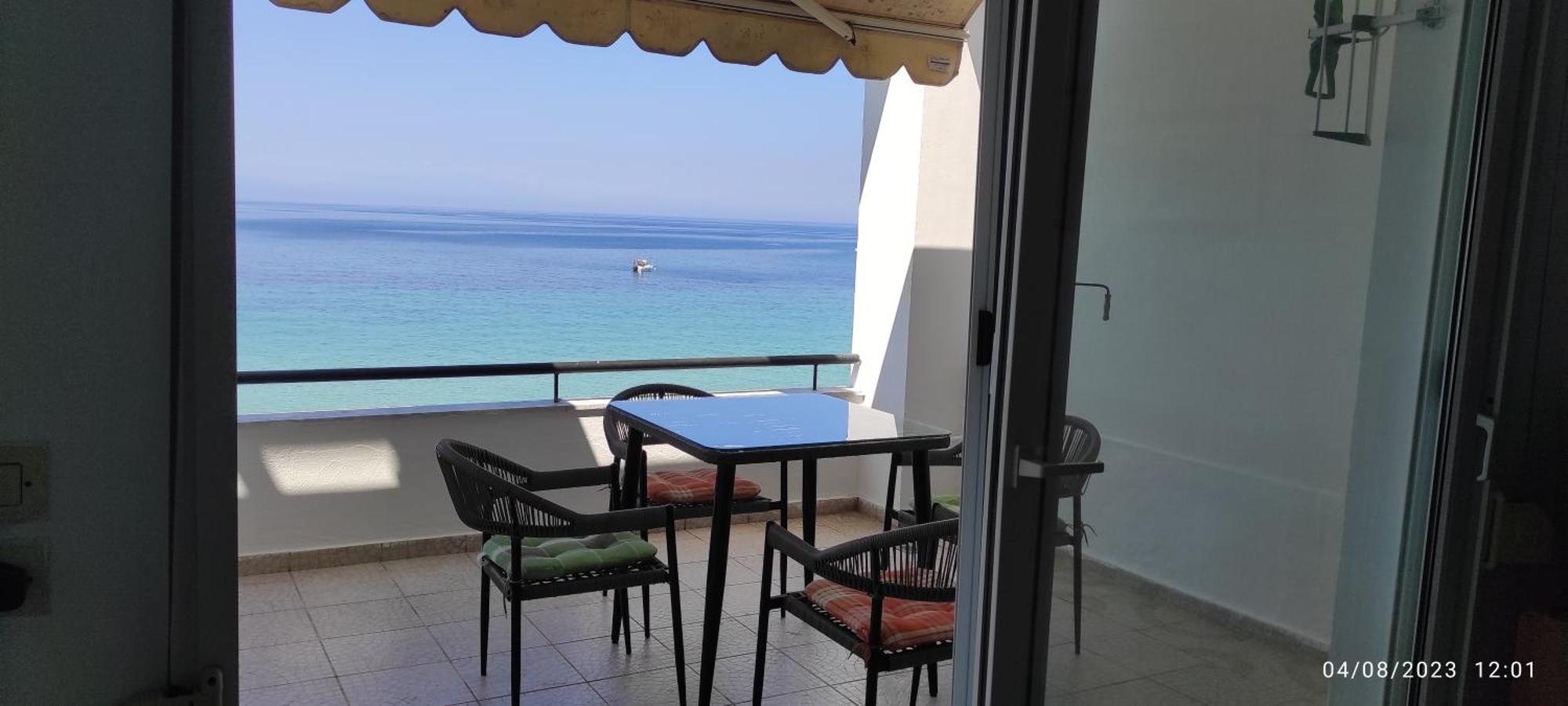 Seaside Beach House Siviri Bagian luar foto
