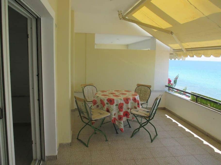 Seaside Beach House Siviri Bagian luar foto