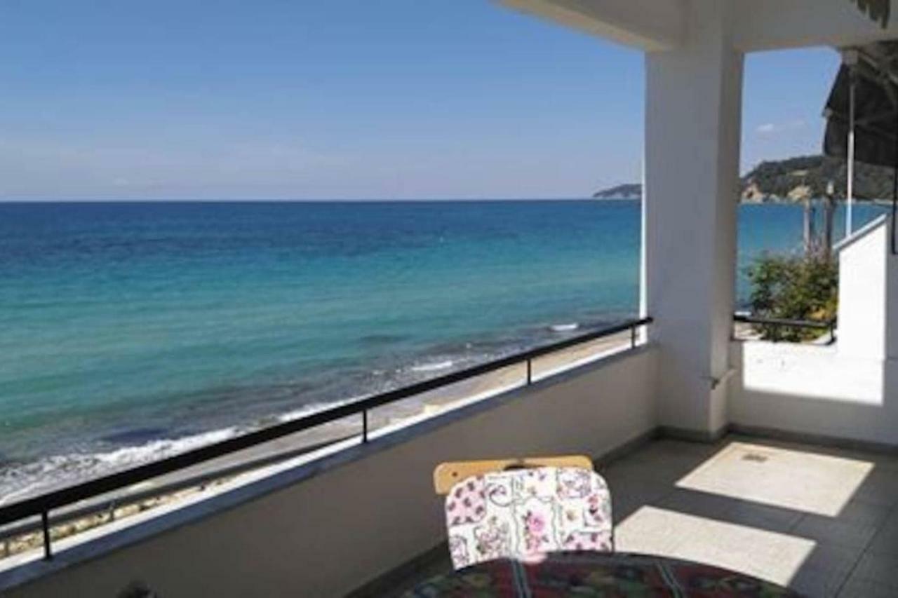 Seaside Beach House Siviri Bagian luar foto
