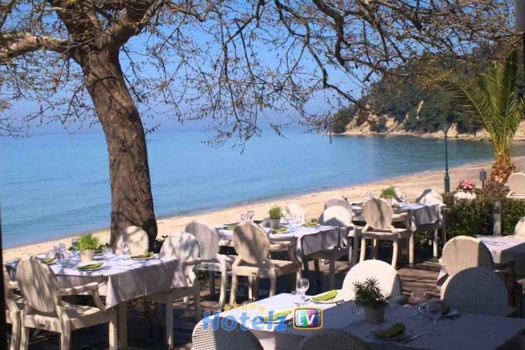 Seaside Beach House Siviri Bagian luar foto