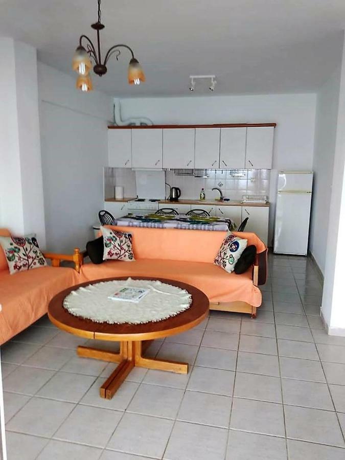 Seaside Beach House Siviri Bagian luar foto